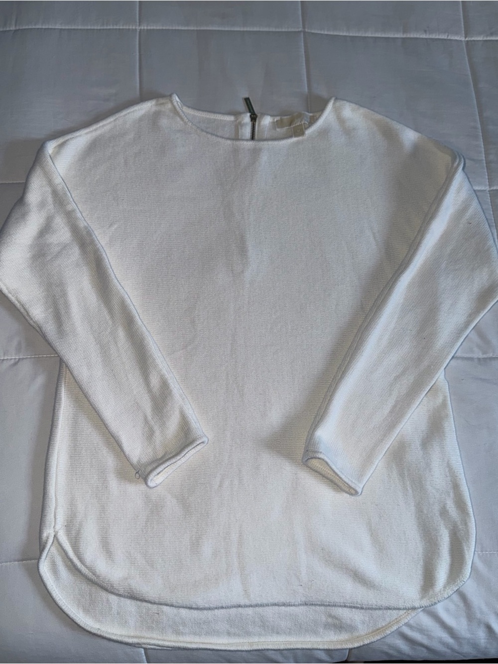 Michael Kors | Women’s Cream Long Sleeve Knit Top - Classic Crewneck - Medium